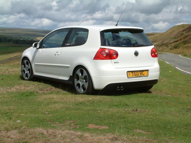 golf 5 gti mud flaps