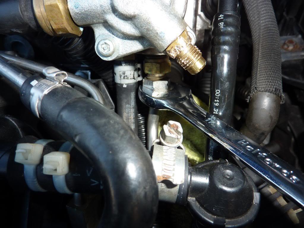How to change Fuel Pump Cam Follower on 2.0 TFSi page 1 How to