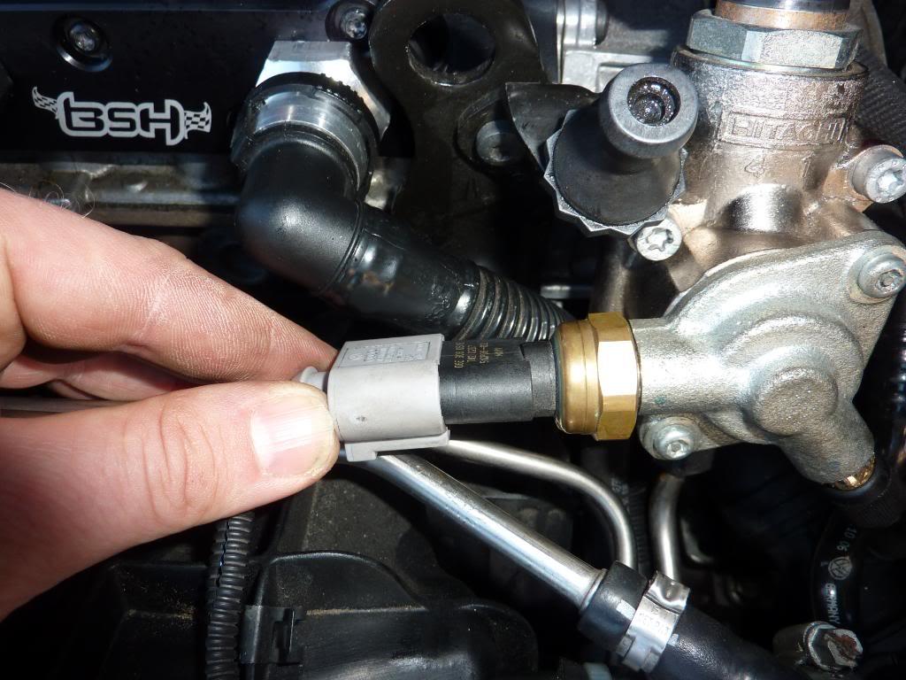 How to change Fuel Pump Cam Follower on 2.0 TFSi page 1 How to